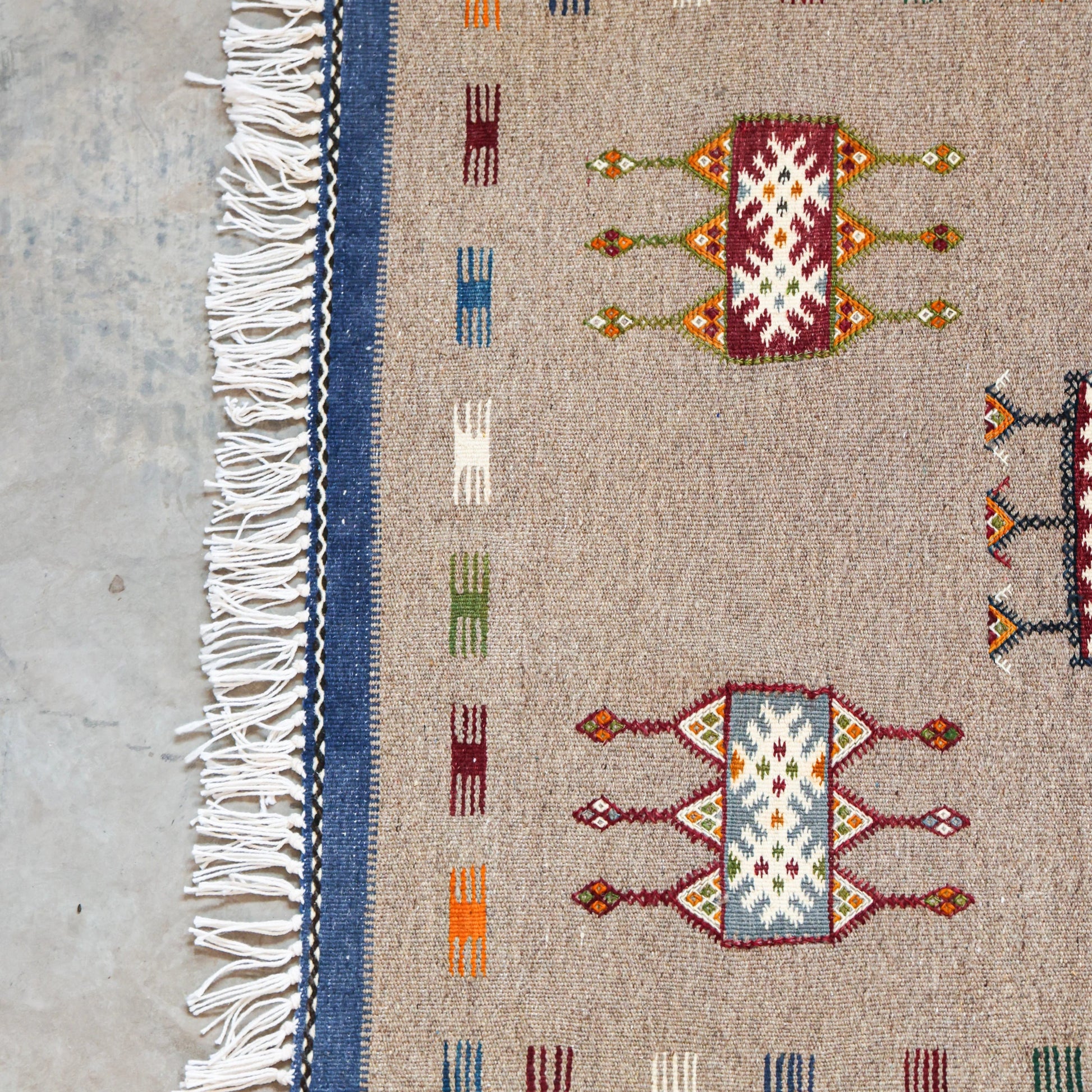 Hand-made Wool Berber Carpet - Akhnif in High Atlas