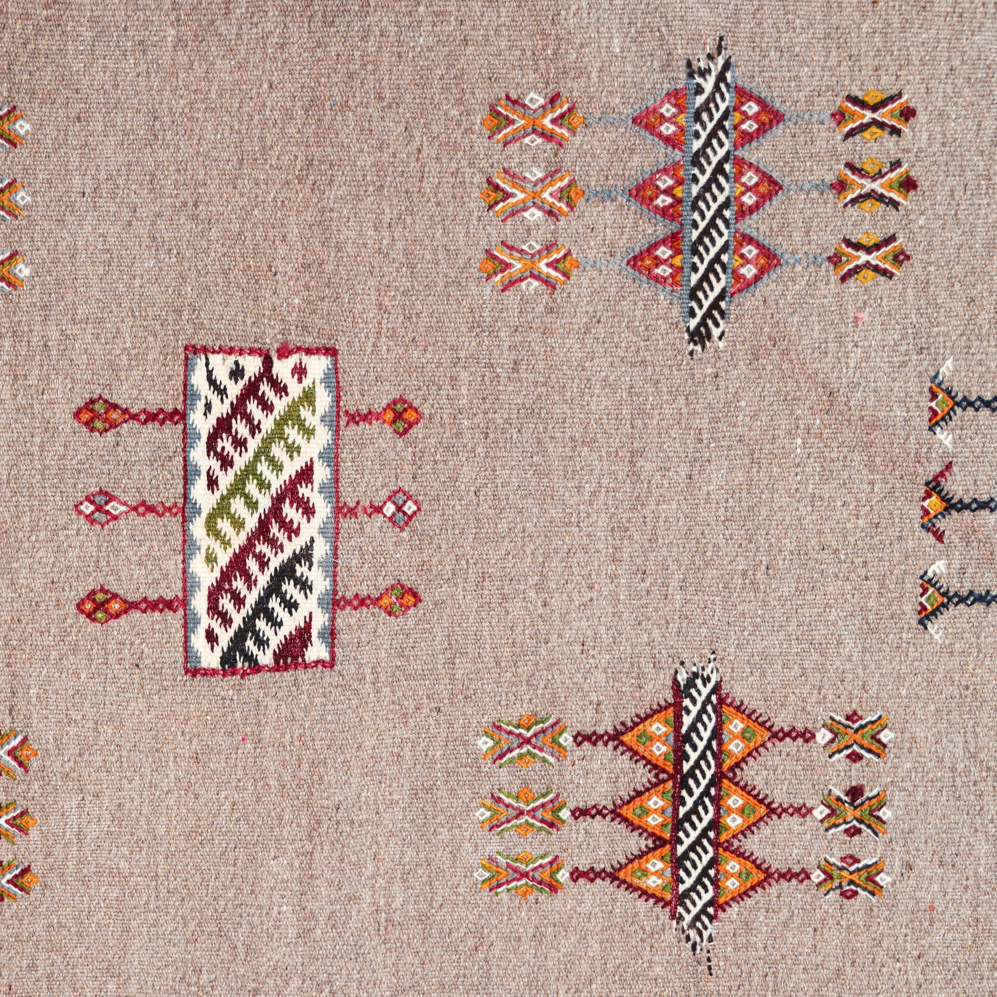 Hand-made Wool Berber Carpet - Akhnif in High Atlas