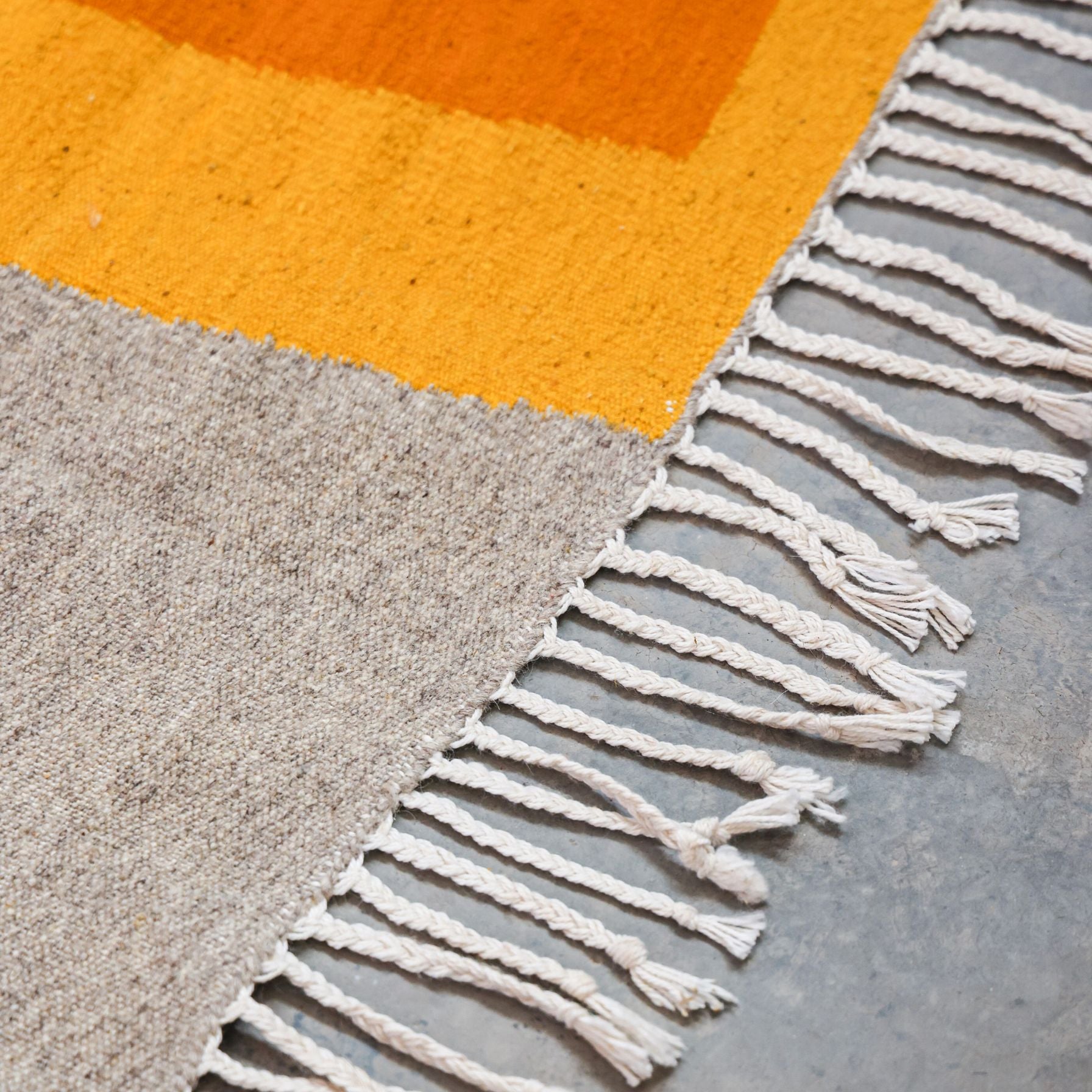 Hand-made Wool Berber Flatweave - Akhnif in High Atlas